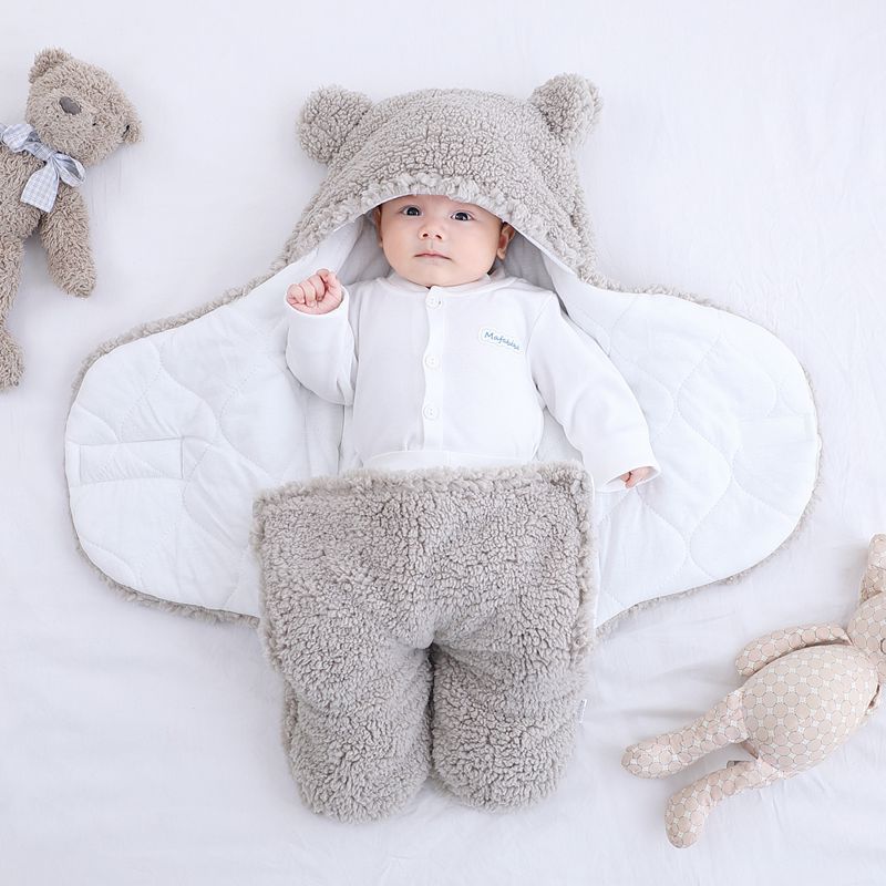 Imported Winter Baby Sleeping Bag Flannel Swaddle Wrap with Legs and Hood Receiving Blanket Sleeping Bag for 0-9 Months