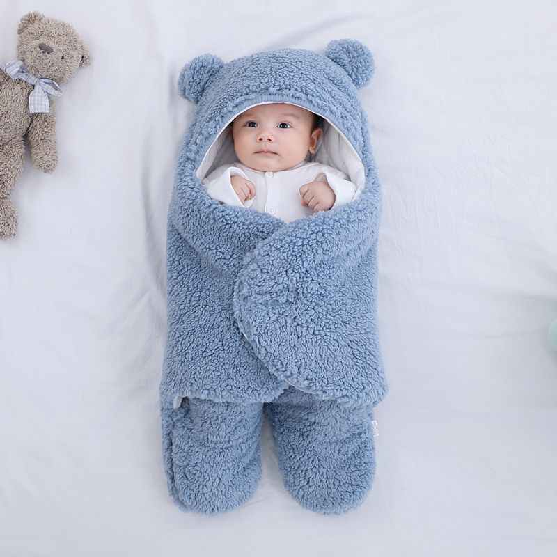 Imported Winter Baby Sleeping Bag Flannel Swaddle Wrap with Legs and Hood Receiving Blanket Sleeping Bag for 0-9 Months