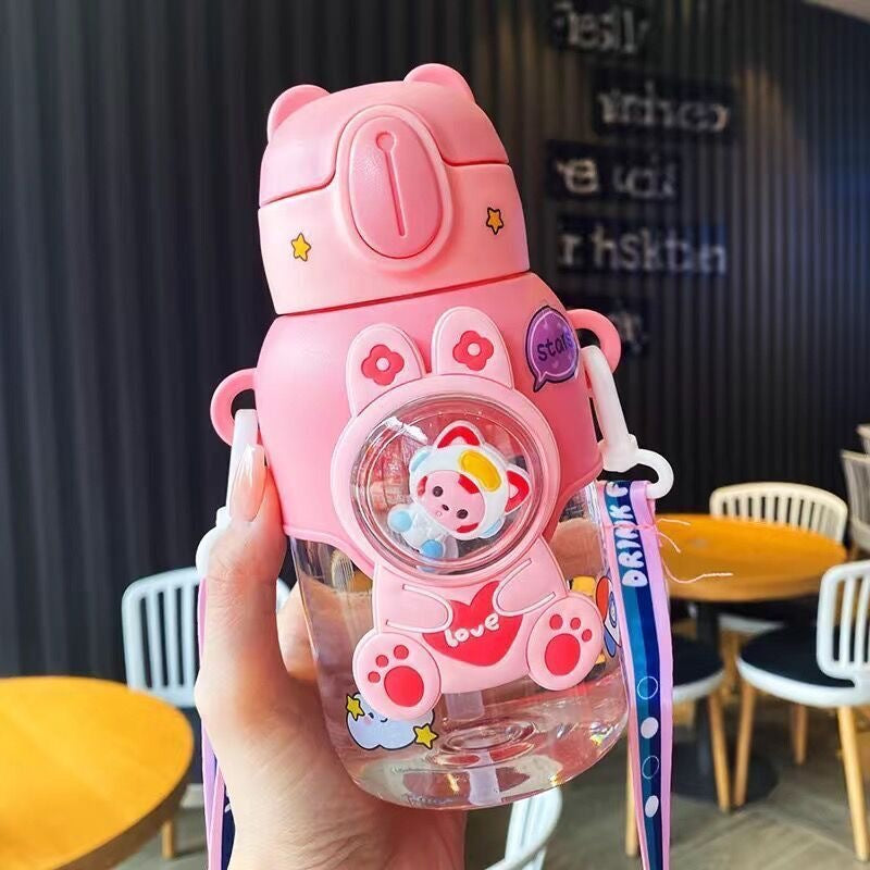 Imported 600ml Kids Cartoon Sippy Cup 3D Big Character Bottle with Leak-Proof Straw and Adjustable Strap