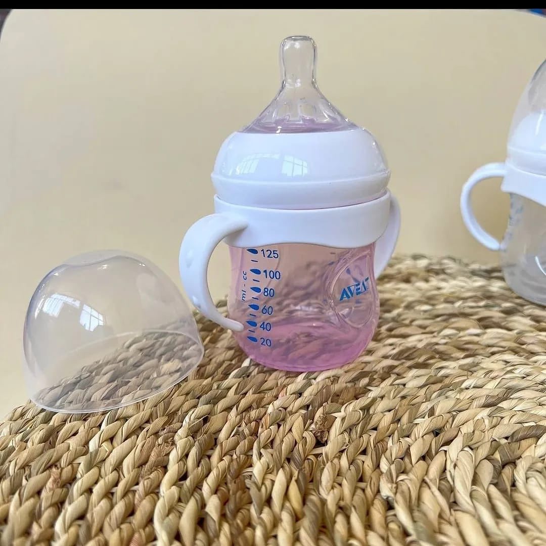 Imported Aveat Plastic Baby Feeder with Handles 120ml - 4oz