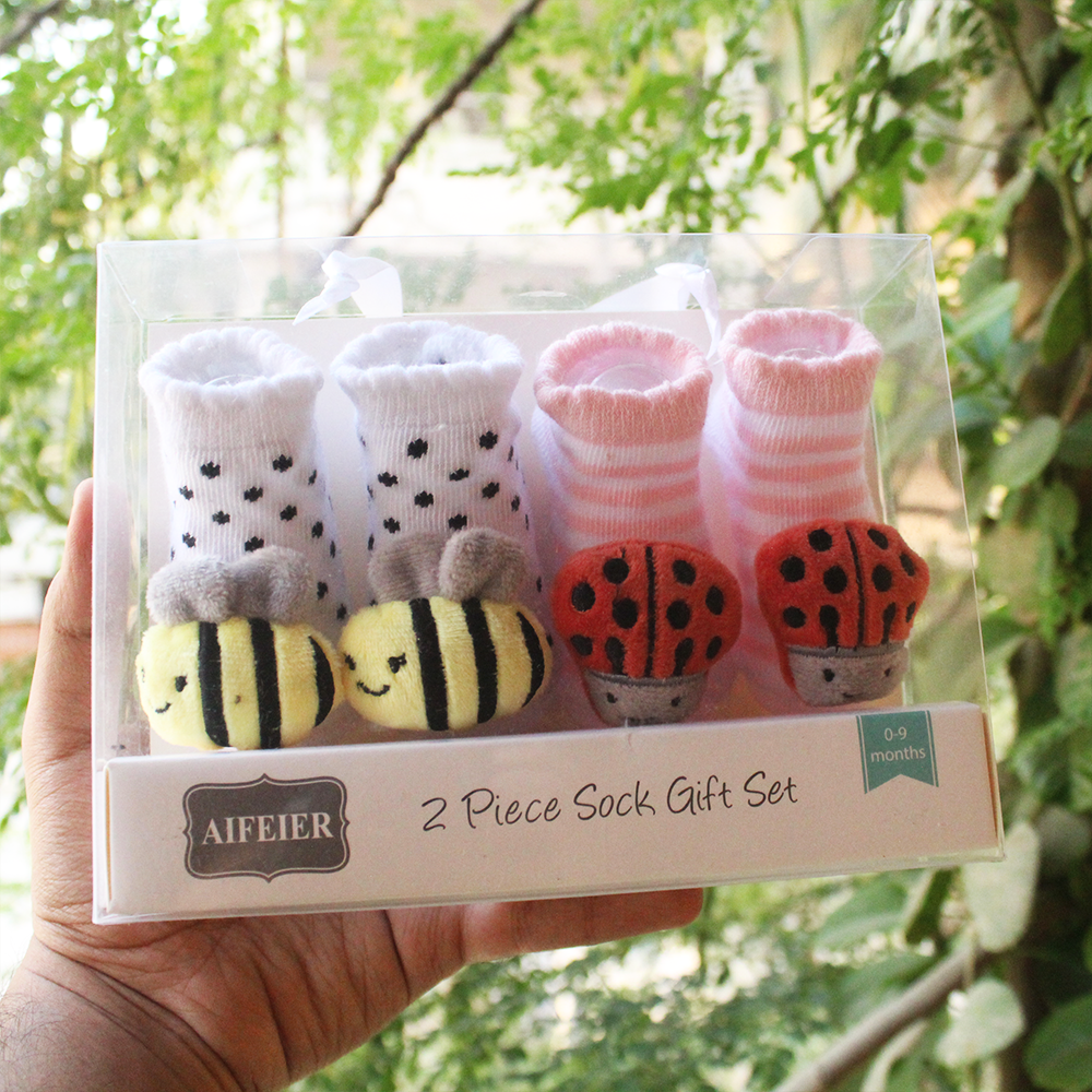 Imported Baby Pack of 2 Booties Gift Set for 0-9 Months