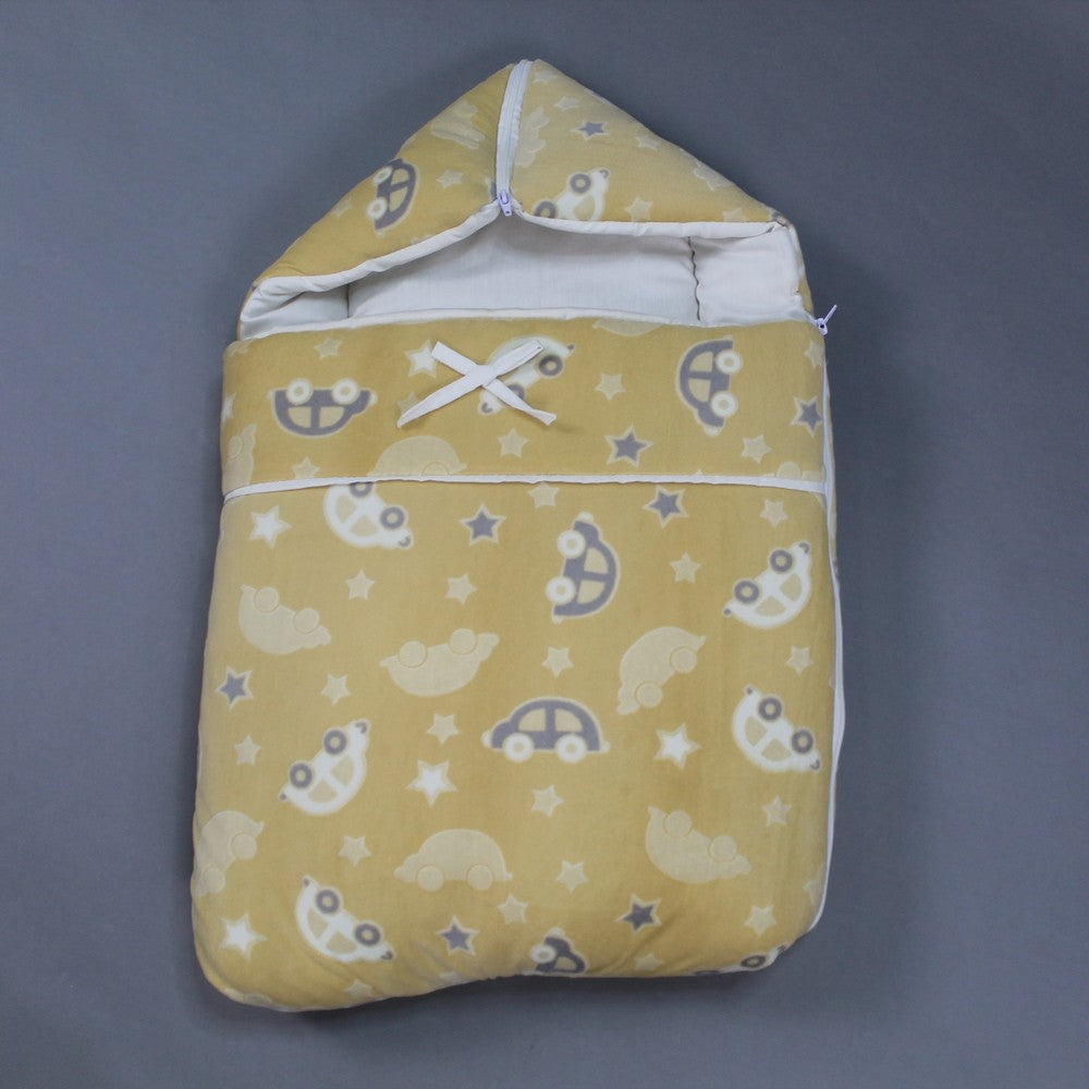 Fancy Soft Velvet Hooded Hut Style Zipper Baby Carry Nest