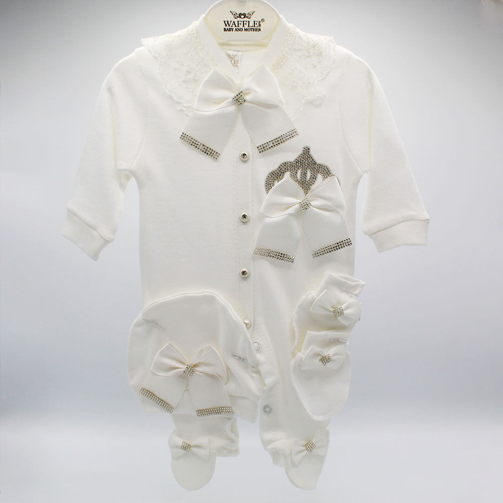 Imported Turkey Baby Girl Super Fancy Crown Bow Full Sleeves Baby Romper with Cap and Mittens for 0-9 Months