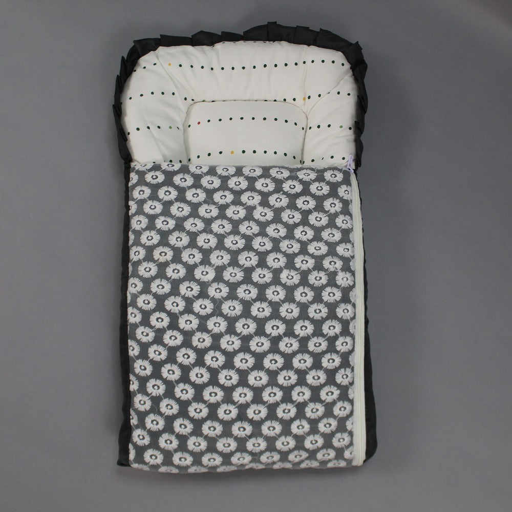 Fancy Net Flower Style Frilly Baby Carry Nest